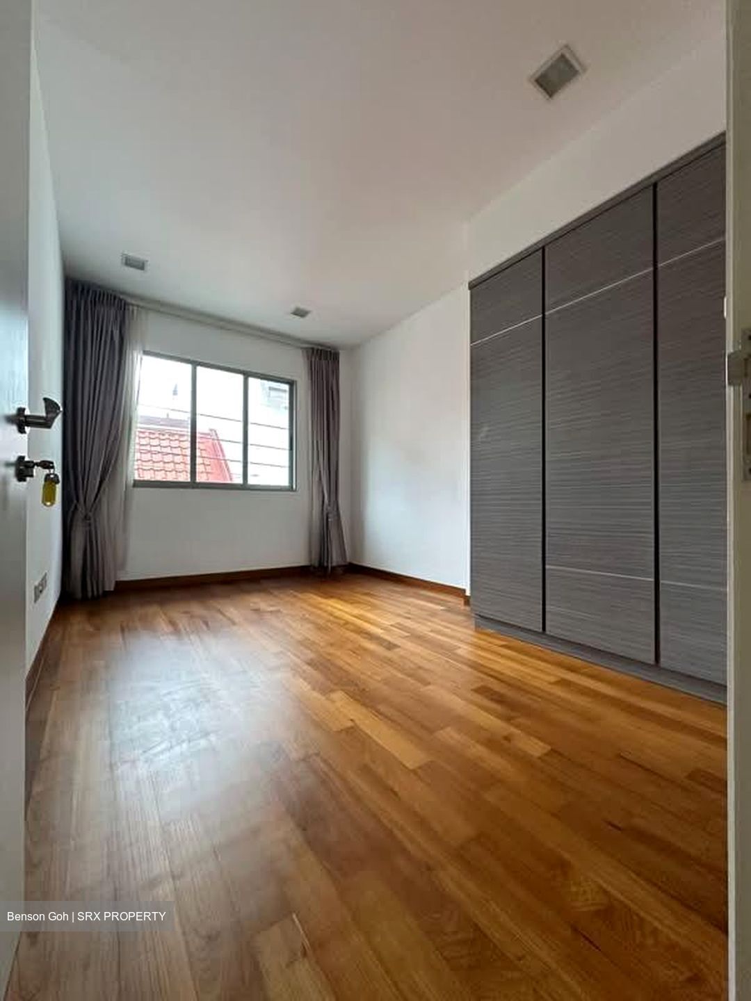Maju Avenue (D19), Terrace #576992471